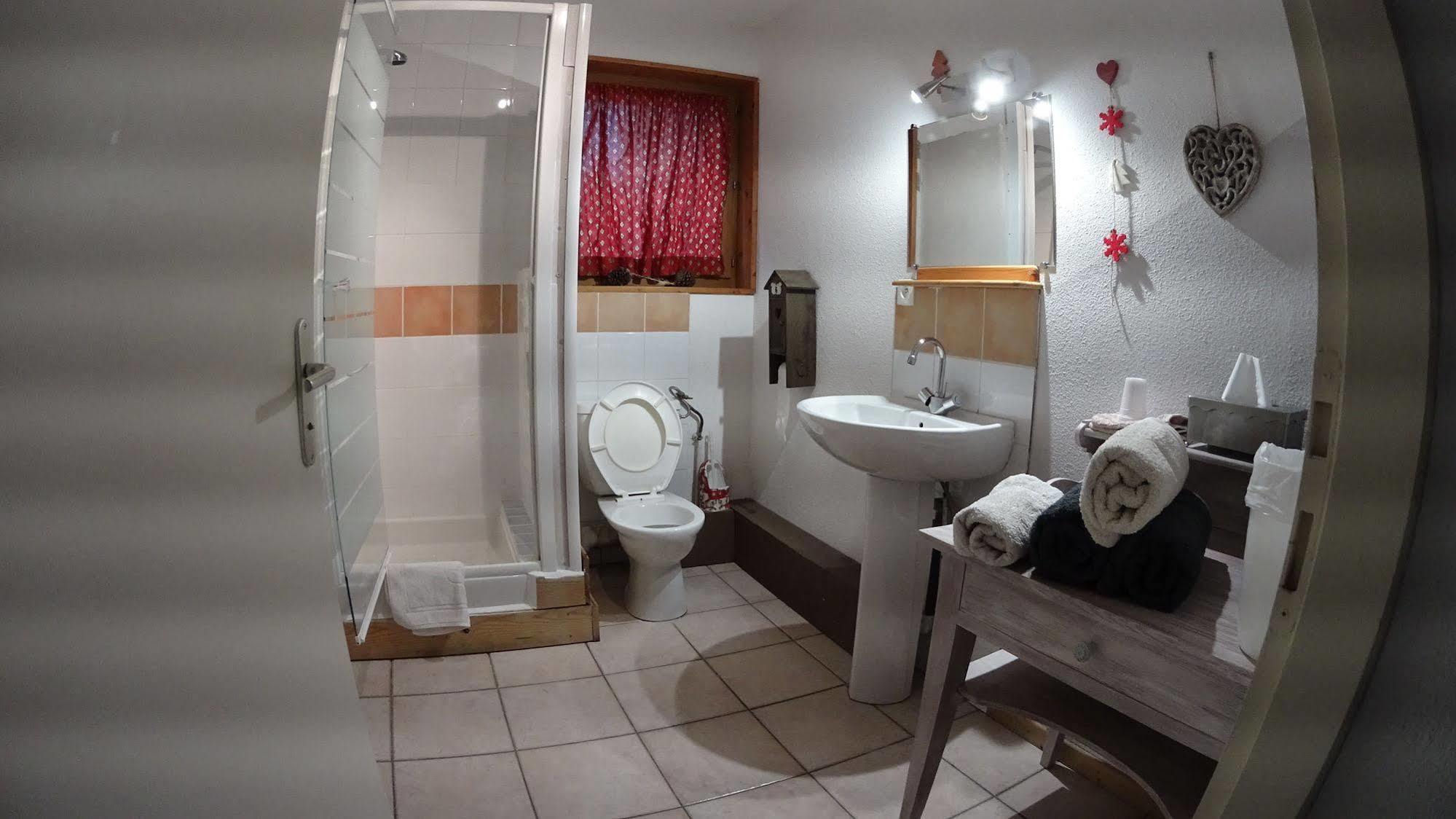 Etape De Fanfoue Hotel Chamrousse Ngoại thất bức ảnh